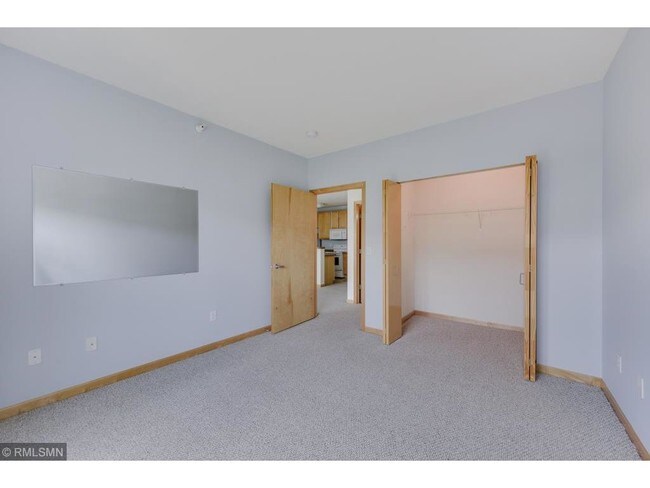 Building Photo - 7600 Lyndale Ave S