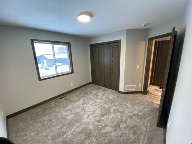 Building Photo - 800 Texas Ave NW