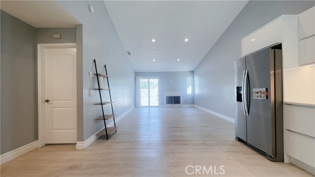 Building Photo - 2470 Saratoga Ln