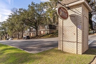 Building Photo - 2020C242
