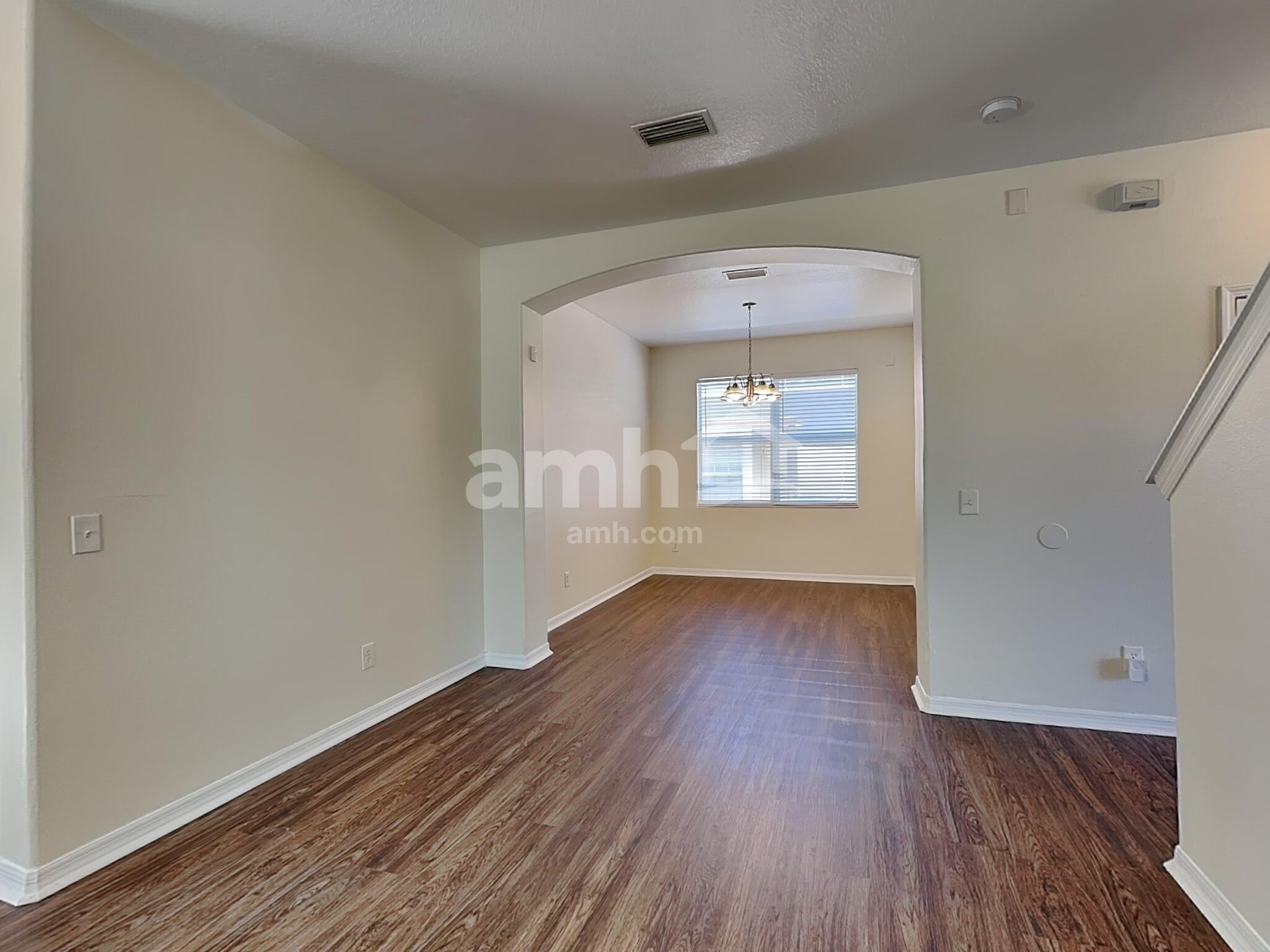 Building Photo - 8523 Deer Chase Dr