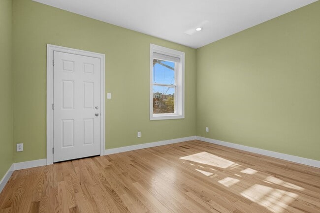 Building Photo - 2931 N Calvert St