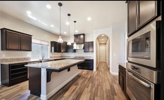 Building Photo - 9200 Rancho Viejo Dr