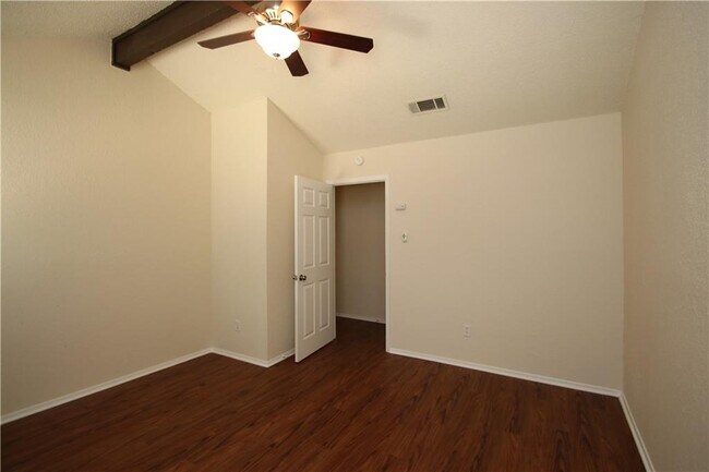 Building Photo - 7017 Crosswood Dr