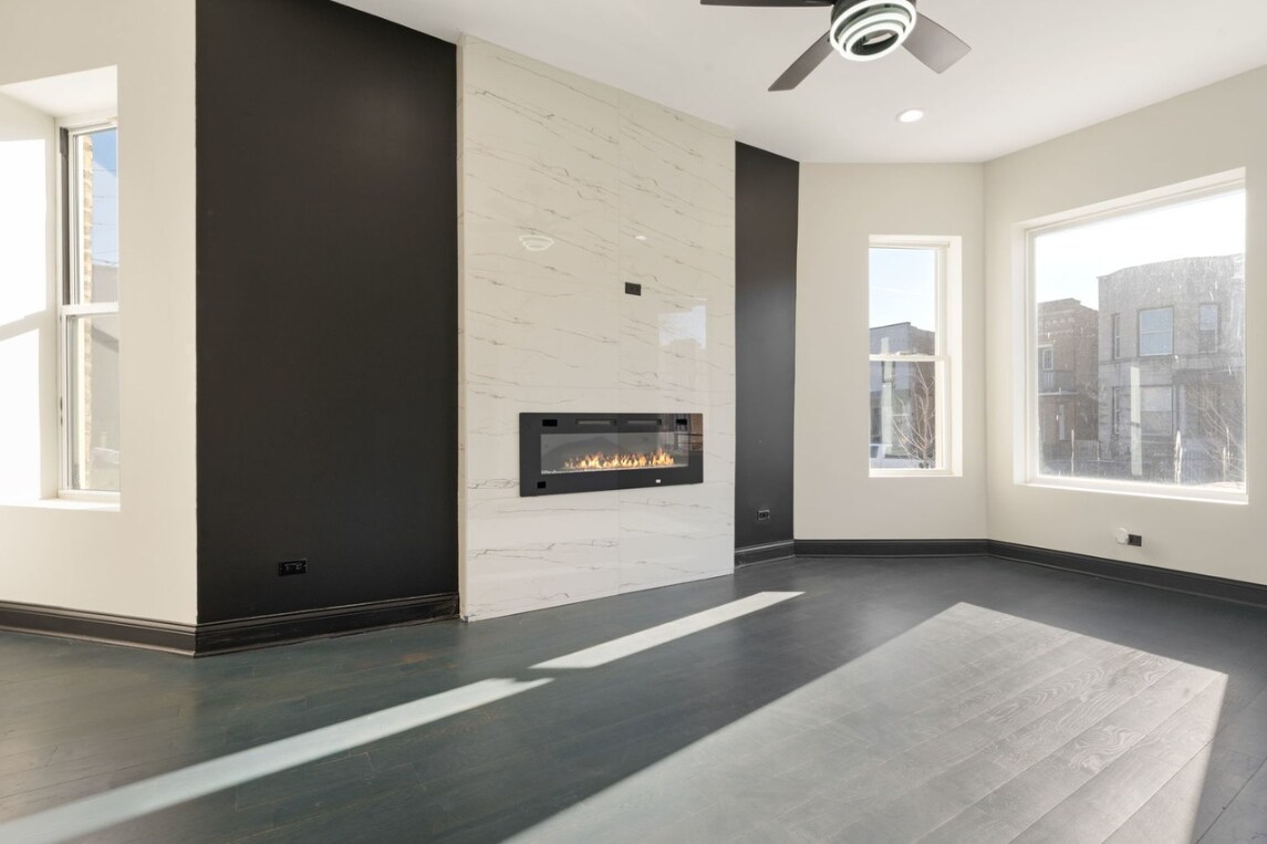 Building Photo - 3824 W Arthington St