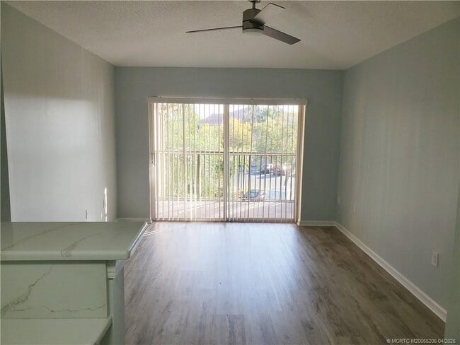 Building Photo - 3617 NW Adriatic Ln