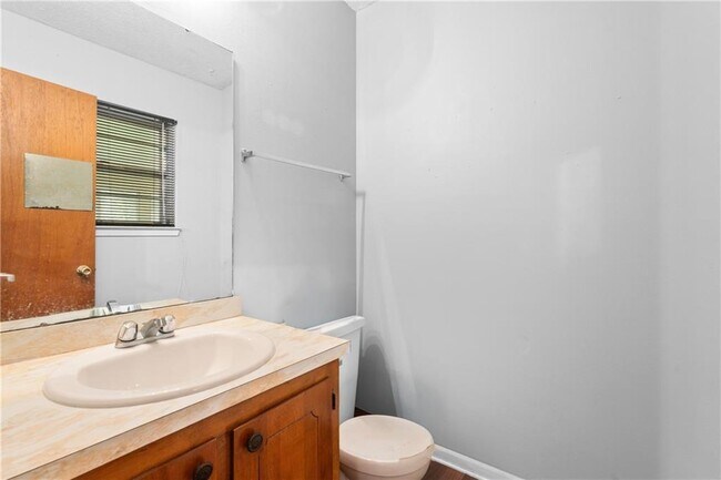 Building Photo - 11297 Old Moffat Rd