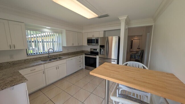 Building Photo - Beautifully Renovated 2BR/2BA Home in Martin Downs Golf Community – annual rental