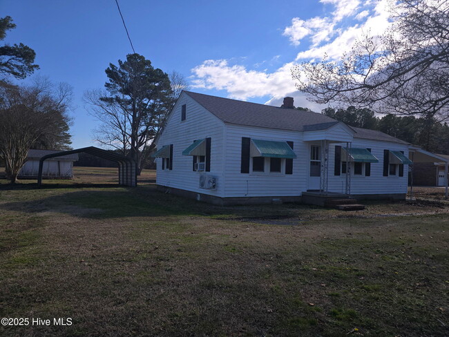 Building Photo - 538 Meadstown Rd