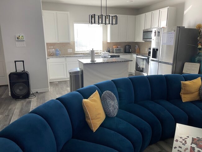 Building Photo - 5505 Topwater Trl