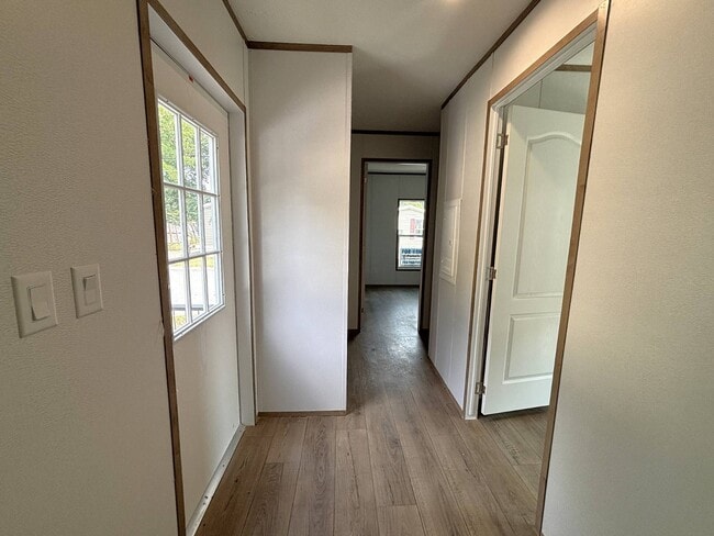 Building Photo - 3110 Victory Dr