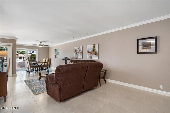 Building Photo - 8207 E Del Cuarzo Dr