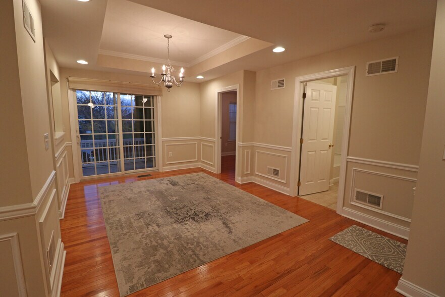 Building Photo - 1810 Merlot Dr