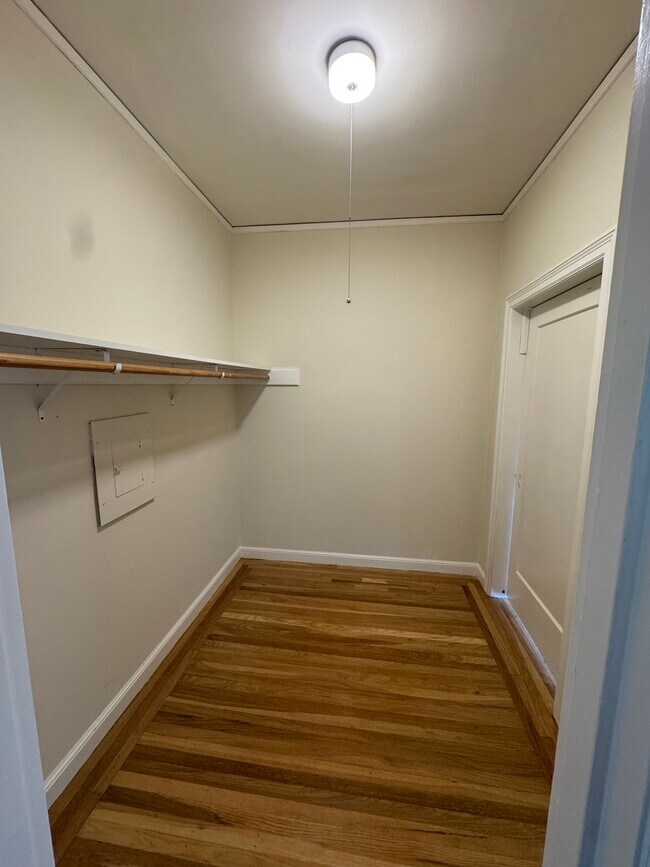 Building Photo - 251 Parnassus Ave