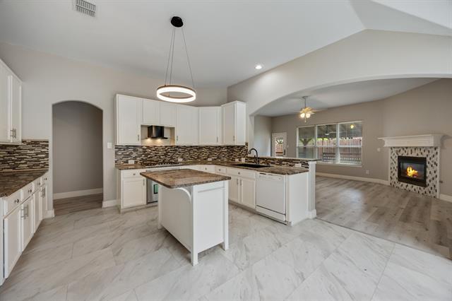 Building Photo - 10814 J A Forster Dr