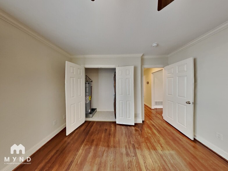 Building Photo - 6111 Ellsworth Ave