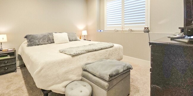 Building Photo - Terrific 2bedbroom in Tehaleh Community - (COMING SOON) Please DO NOT disturb current resident.