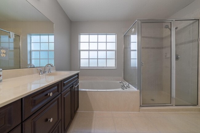 Building Photo - 4109 Macarthur Palm Trail