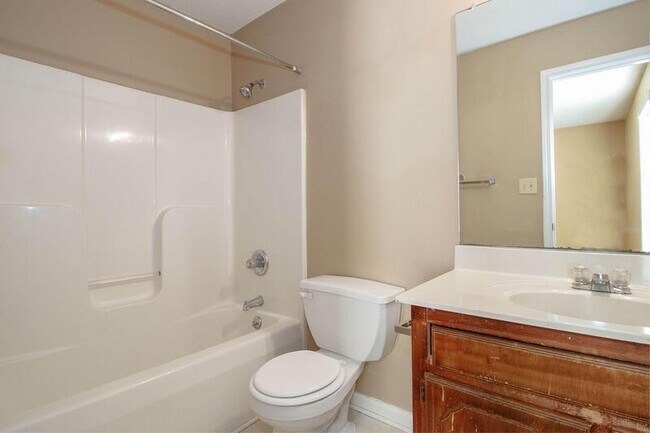 Building Photo - 1945 Timberline Cir