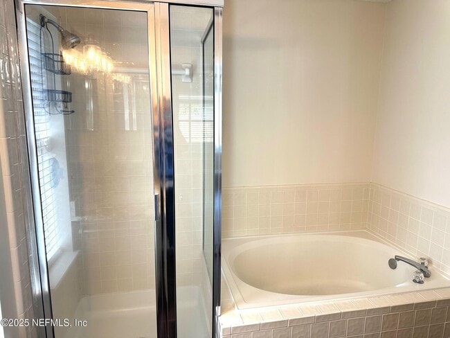 Building Photo - 229 Nadia Michelle Ct N