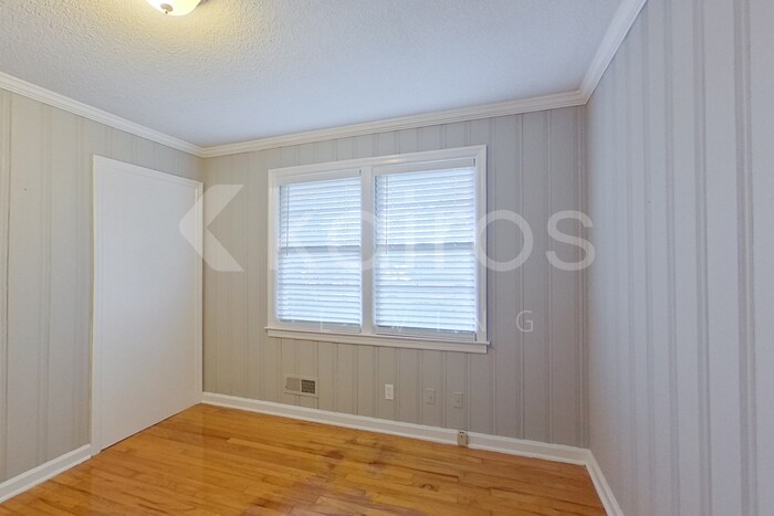 Building Photo - 1703 Morninghill Dr