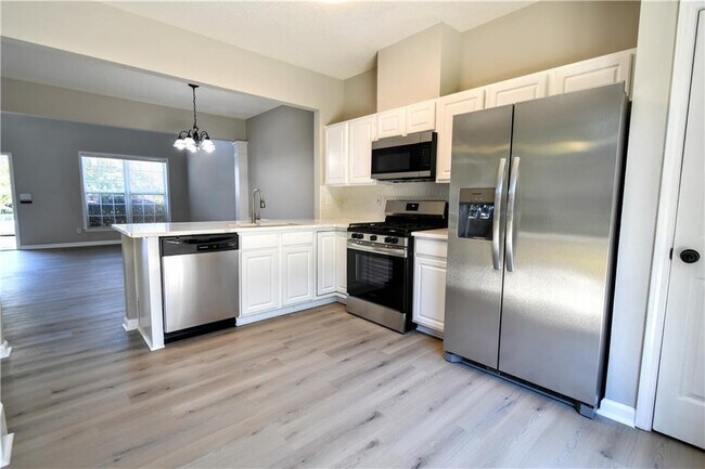 Building Photo - 3905 Timbercreek Cir