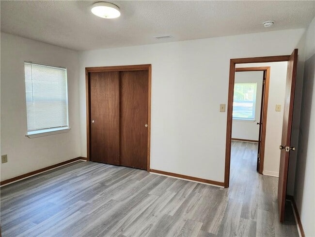 Building Photo - 3381 Woodard Dr