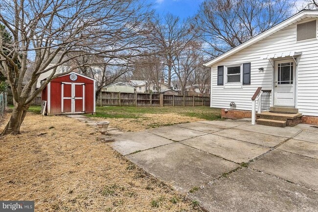 Building Photo - 409 Orleans Cir SW