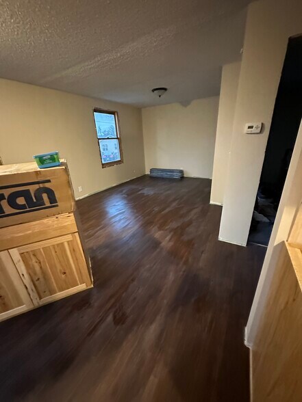 Building Photo - 1134 Birchmont Dr NE