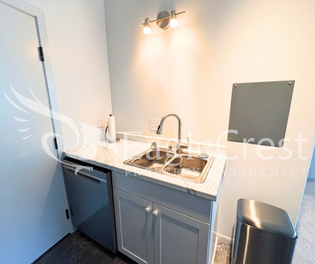 Building Photo - Brand-New Studio Apartment with Blue Mountain Views – Utilities Included!