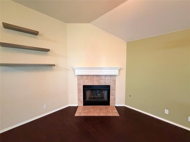 Building Photo - 4415 Hunters Lodge Dr
