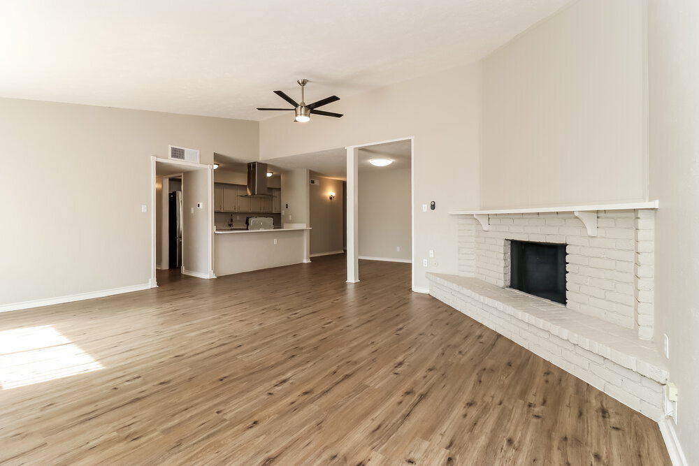 Building Photo - 7900 Bermejo Rd