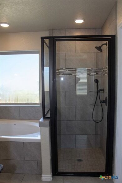 Building Photo - 2509 Meadow Lark Dr
