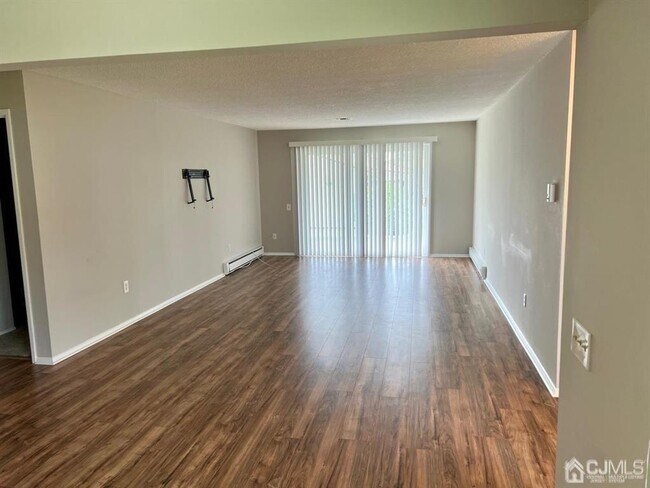 Building Photo - 117 Ironwood Plaza