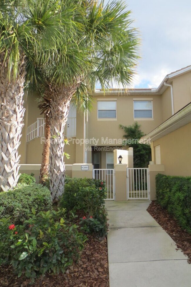 Building Photo - 12090 Summergate Cir