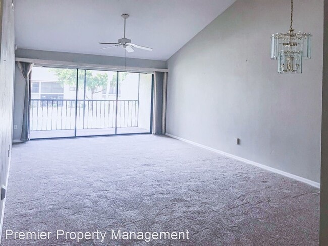Building Photo - 2 br, 2 bath House - 4241 Chantelle Drive ...