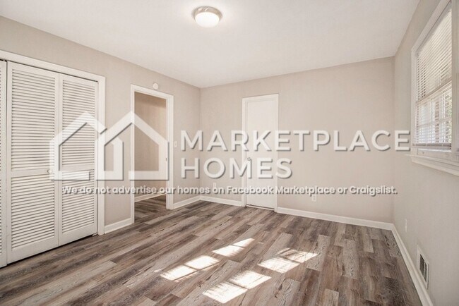 Building Photo - 3985 Cliftondale Pl