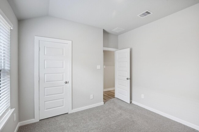 Building Photo - 3030 Marble Wy