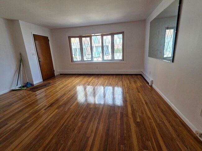 Building Photo - 777 Montgomery St