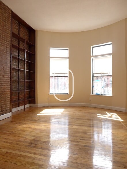 Building Photo - 688 Massachusetts Ave