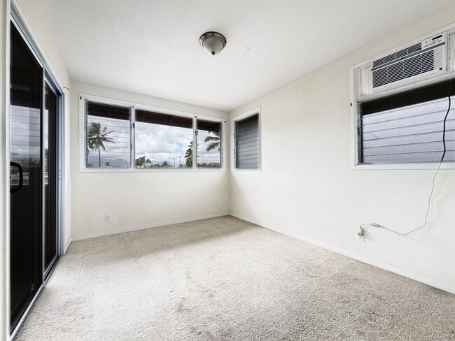 Building Photo - Small Pet Friendly Kailua Apartment with Window AC.