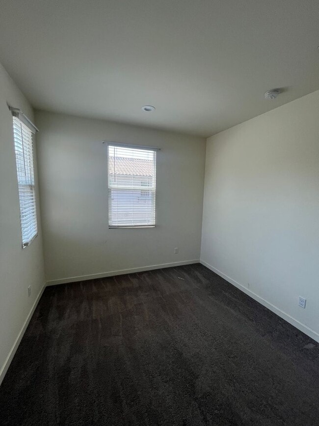Building Photo - 4102 Calle Arbol