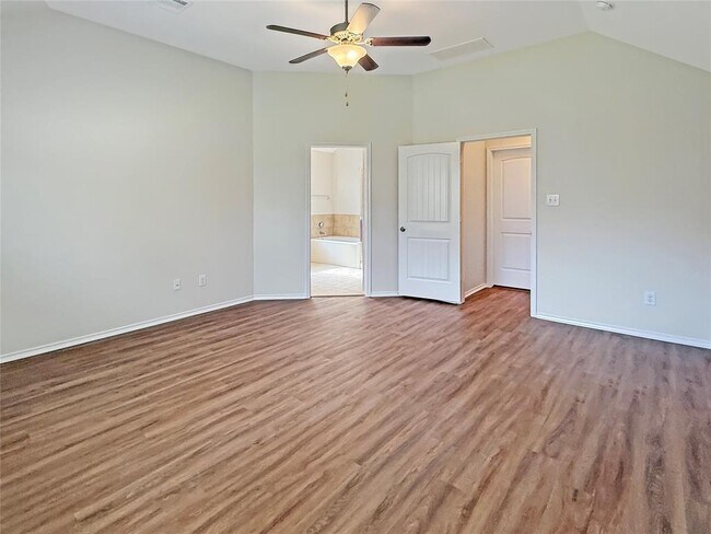 Building Photo - 437 Travertine Trail