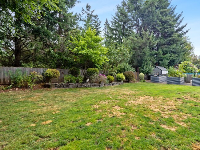 Building Photo - Desirable Oregon City / Luxury Home, High End Amenities, Central Air, Central Vac, Tank-less Hot ...