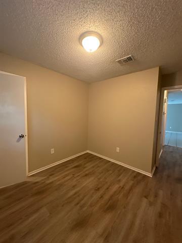 Building Photo - 2804 Springlake Ct