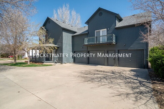 Building Photo - 1237 St John St