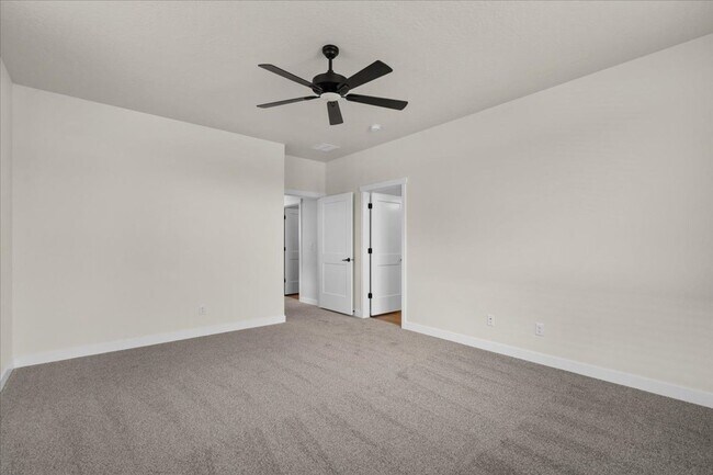 Building Photo - 5361 E Dorado Ave