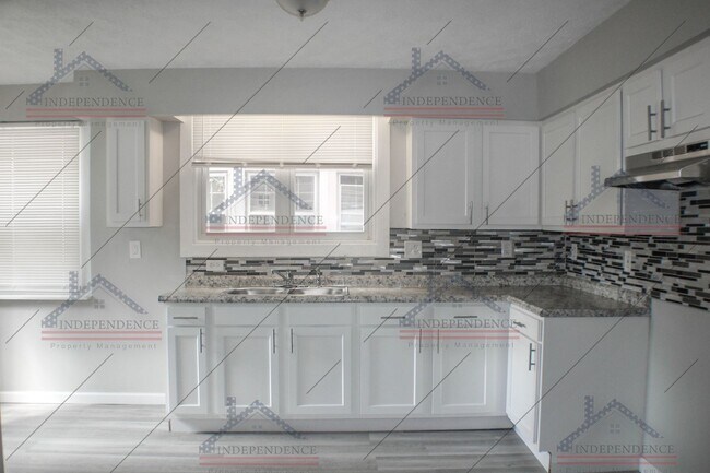 Building Photo - Illinois Estate: New Year, New Home: 50% O...