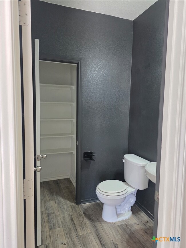 Building Photo - 1119 Lonesome Oak Drive