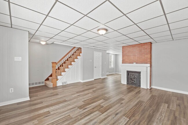 Primary Photo - JUST LOWERED! EXPERIENCE THE ULTIMATE SAVI...